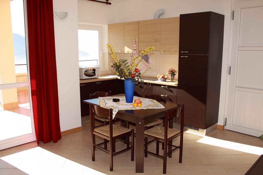 Apartmán Casa Ciclamino Vercana Pokoj fotografie
